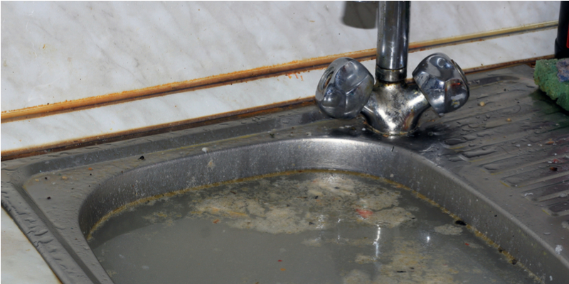 water clogged in kitchen sink