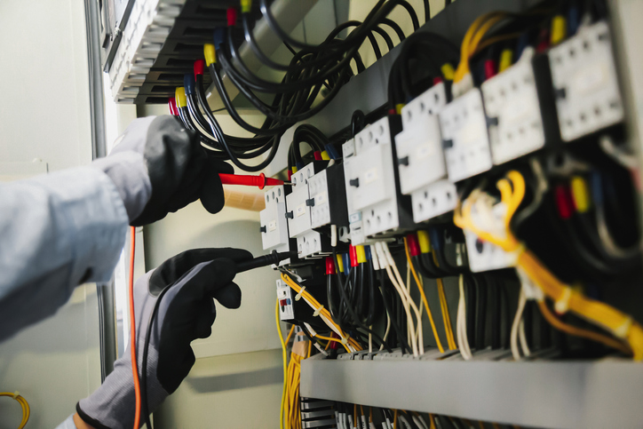 Do Solar Panels Require Electrical Panel Service