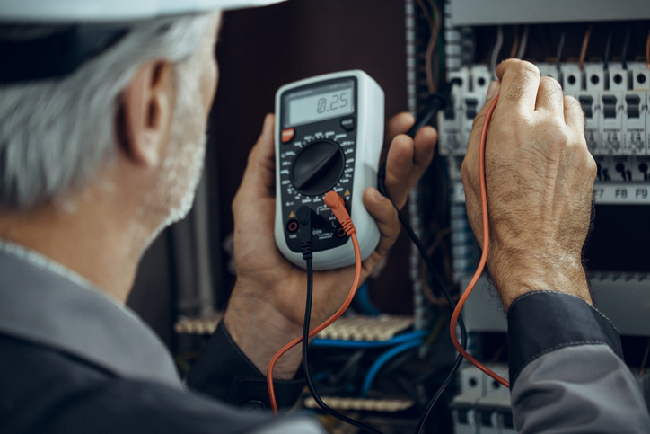 The Role of an Emergency Electrician in Maintaining Home Safety